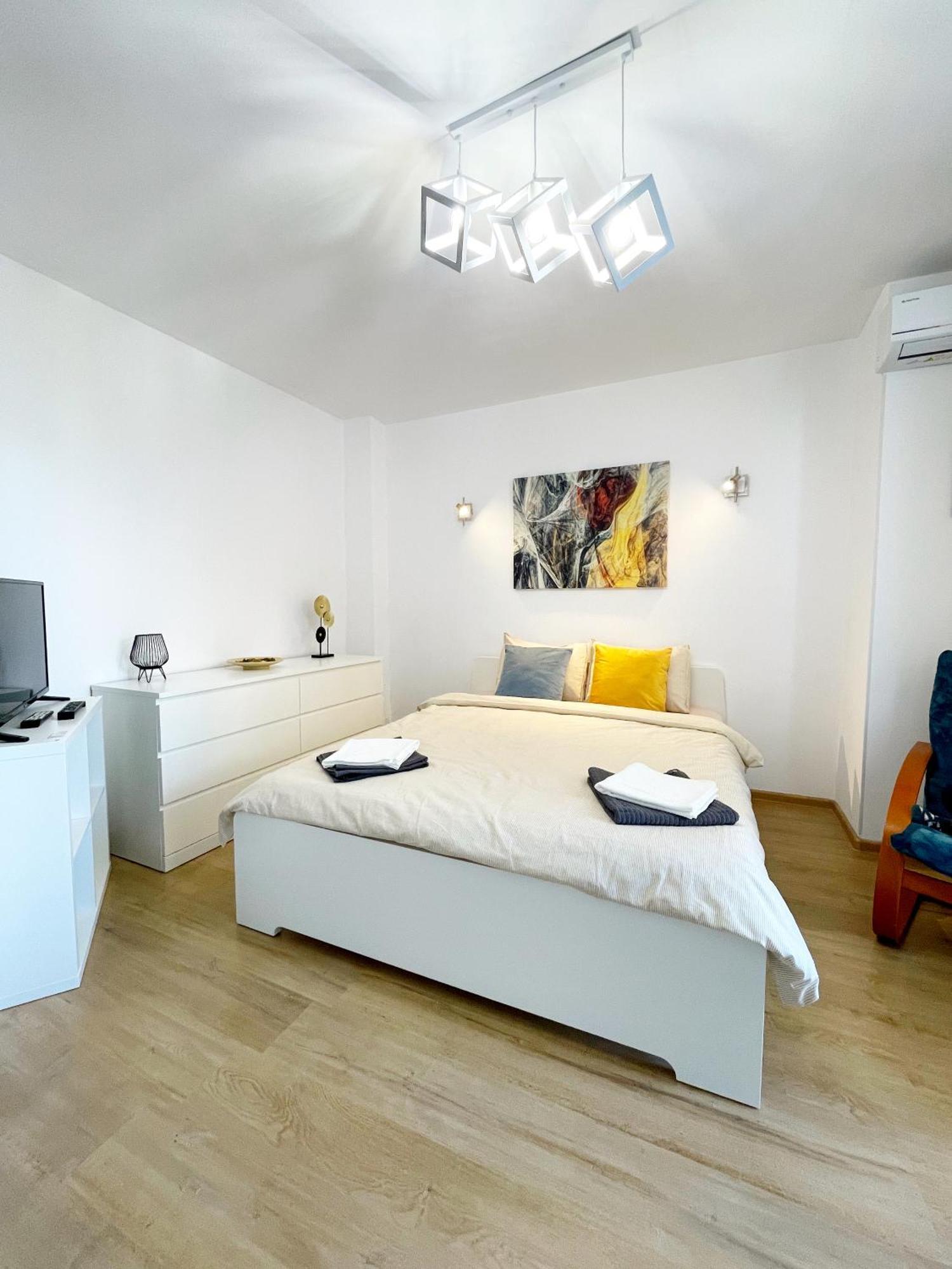 Alegro Studio Apartment Bukarest Exterior foto